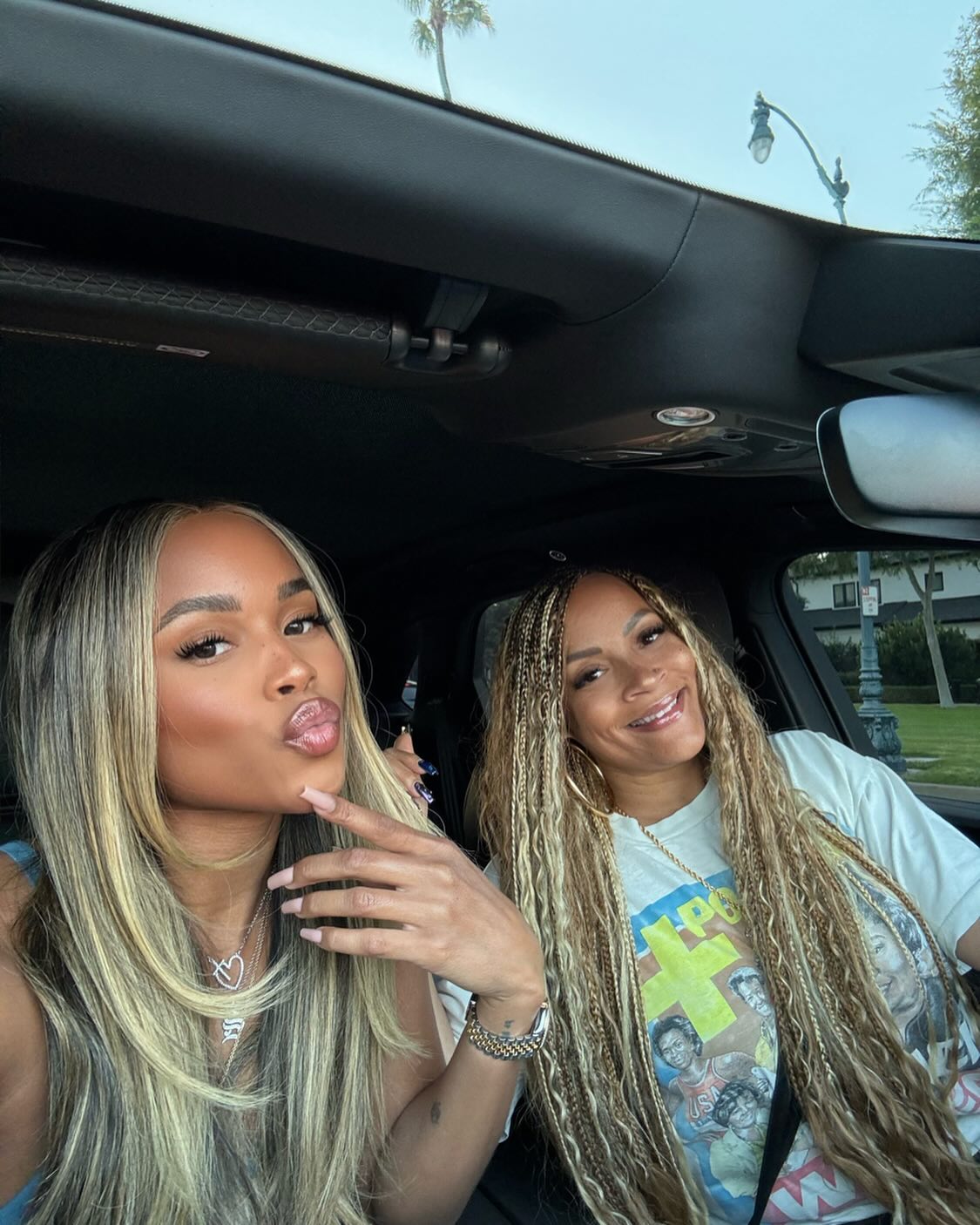 Simone Smith: Crafting Success as a Jewelry Designer & Entrepreneur
