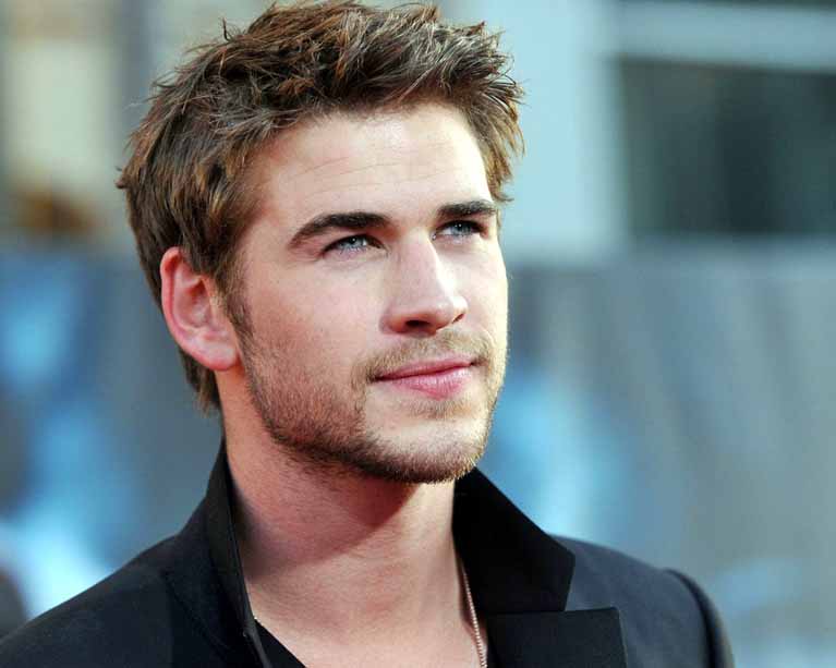 how old is liam costner